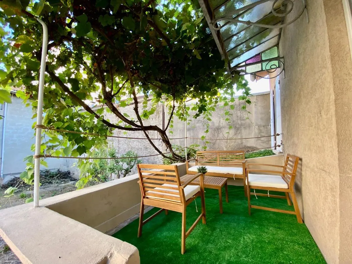 Apartment Studio Renove Proche Palais Des Sports Grenoble France